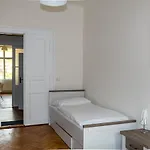 Welcome & Praguecentre * Praag