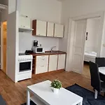 Welcome & Praguecentre Hostel