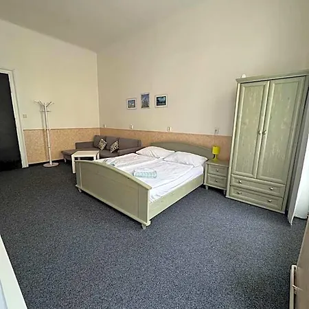 Welcome & Praguecentre Hostel