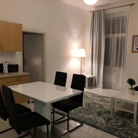 Welcome & Praguecentre Hostel